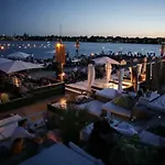 Luxury In The Heart Of Copenhagen Near Harbour Baths