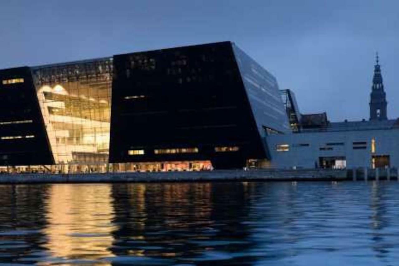 Luxury In The Heart Of Near Harbour Baths Leilighet København