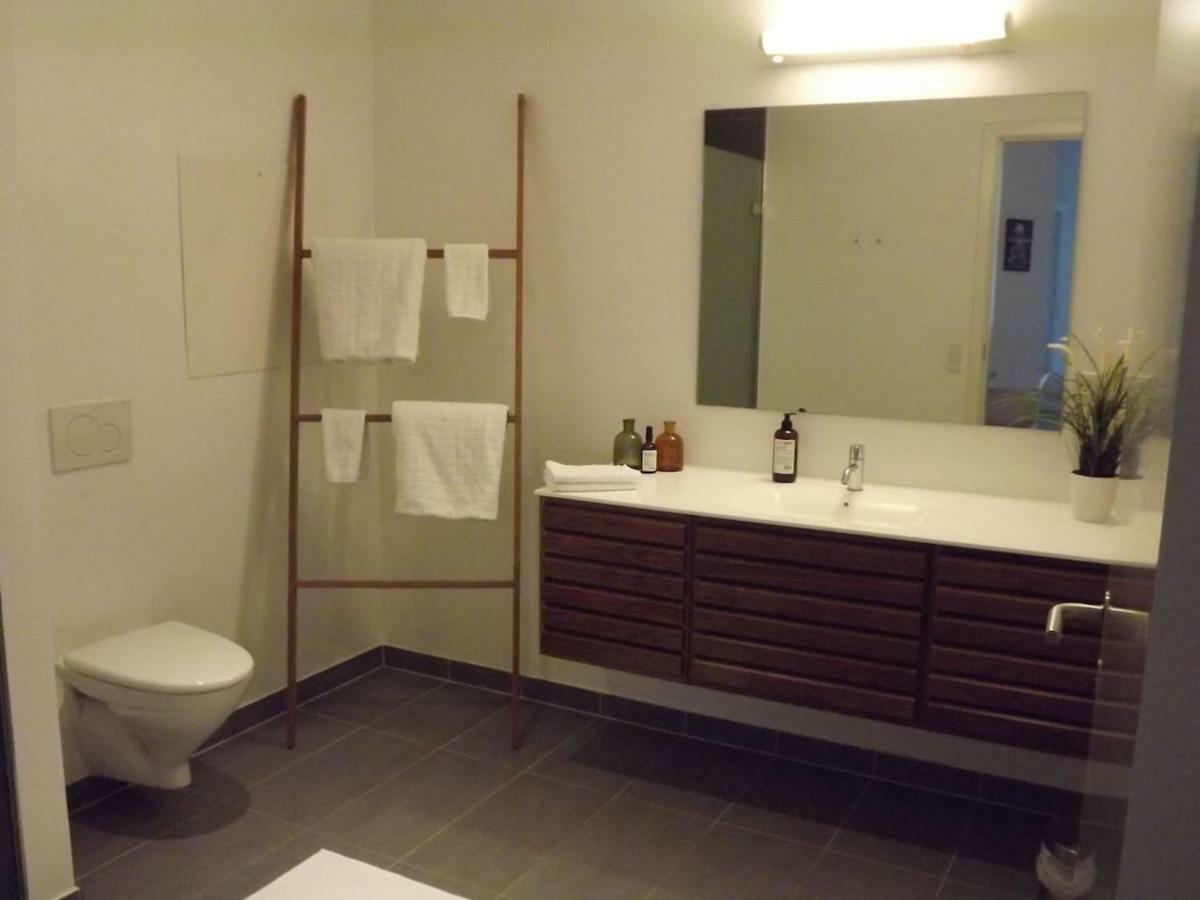 Apartment Luxury In The Heart Of Near Harbour Baths